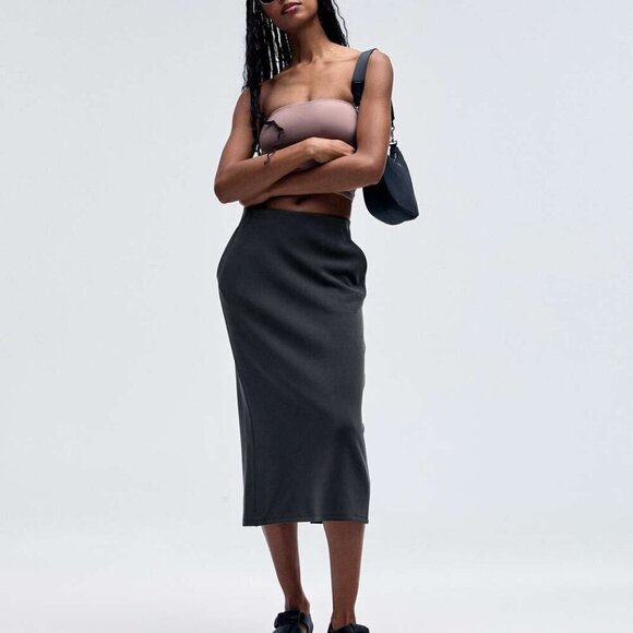 **NWT Lululemon Softstreme High-Rise Midi Skirt | Black | Size 2** - Picture 1 of 10